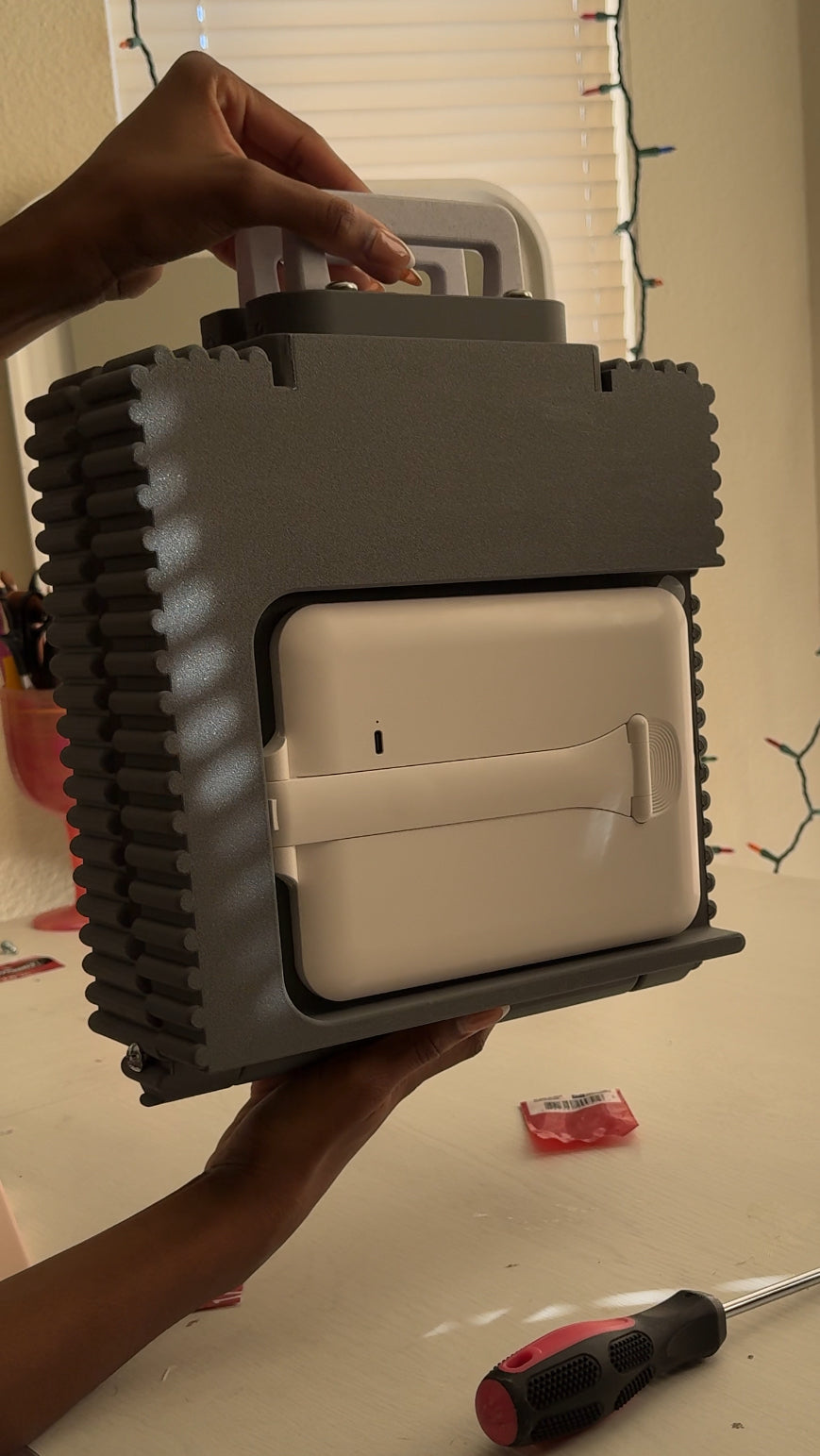 The LV Lumii - The Original Lap Vanity